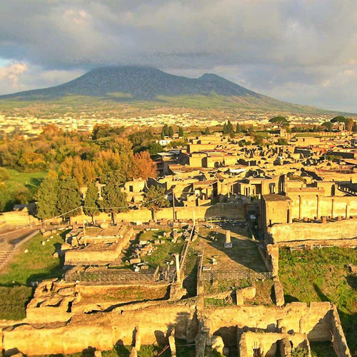 Pompeii and the Jewelry They Wore by Nancy Troske