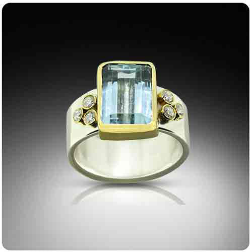 Bumble Bee Ring - Silver Granulation and 22 karat gold